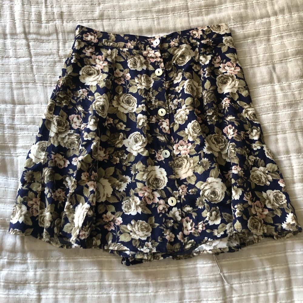 high rise floral skirt